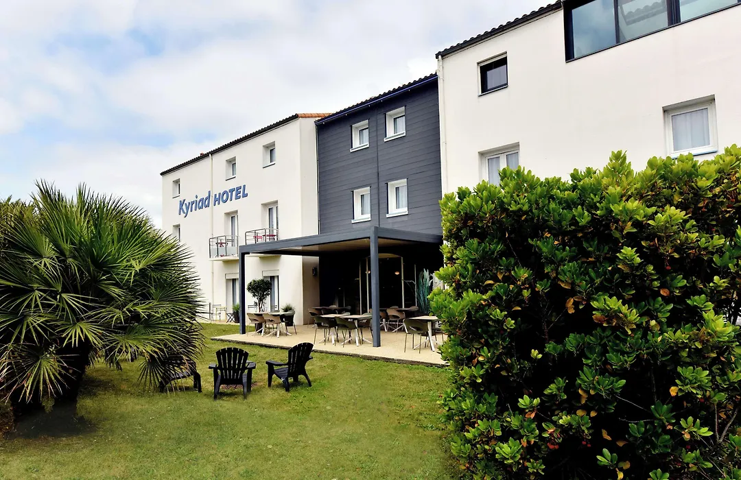 Hotel Kyriad La Rochelle Centre Ville-1