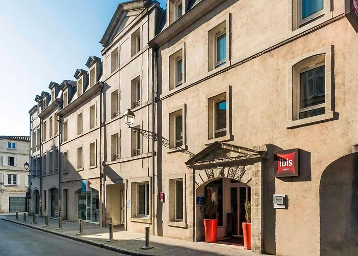 Hotel ibis La Rochelle Centre Historique